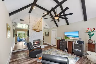 6006 W Shore Dr, Pensacola, FL 32526 - Photo 10