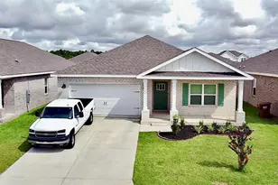 8084 Fir Tree Dr, Milton, FL 32583 - Photo 2