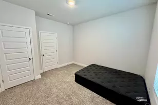 8084 Fir Tree Dr, Milton, FL 32583 - Photo 12
