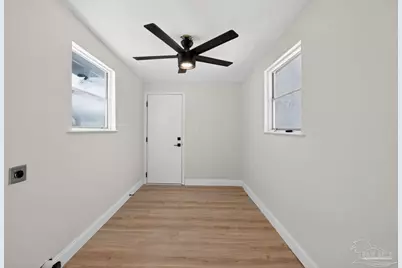 2015 Americus Ave, Pensacola, FL 32507 - Photo 16