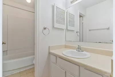 5001 Grande Dr #122, Pensacola, FL 32504 - Photo 8