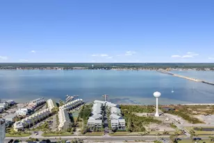 8522 Gulf Blvd, Navarre Beach, FL 32566 - Photo 46