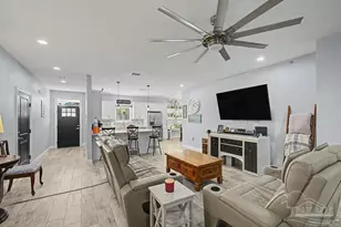 2096 Constitution Dr, Navarre, FL 32566 - Photo 12