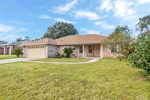 6751 Rickwood Dr, Pensacola, FL 32526 - Photo 2