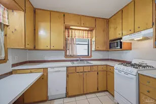 402 Clairmont Dr, Pensacola, FL 32506 - Photo 16