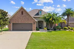 1410 Sabal Palm Dr, Gulf Breeze, FL 32563 - Photo 1