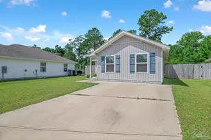 2509 Sutton Pl Dr, Cantonment, FL 32533 - Photo 2