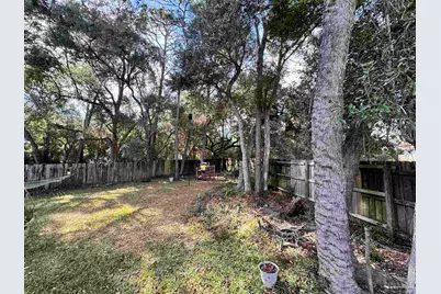 6208 Kirsten Dr, Pensacola, FL 32504 - Photo 10