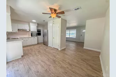 785 N 79th Ave, Pensacola, FL 32506 - Photo 8