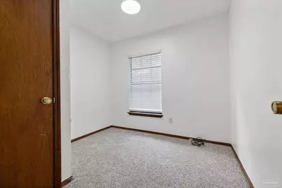 2403 E Johnson Ave, Pensacola, FL 32514 - Photo 12