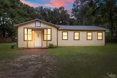2403 E Johnson Ave, Pensacola, FL 32514 - Photo 2