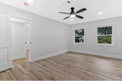 621 Whitney Dr, Pensacola, FL 32503 - Photo 10