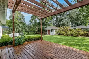 621 Whitney Dr, Pensacola, FL 32503 - Photo 8