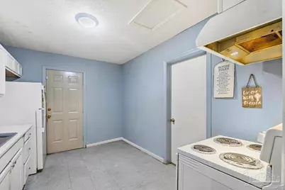 5451 Byrom St, Milton, FL 32570 - Photo 6