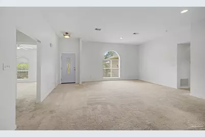 2419 Basswood Dr, Navarre, FL 32566 - Photo 10