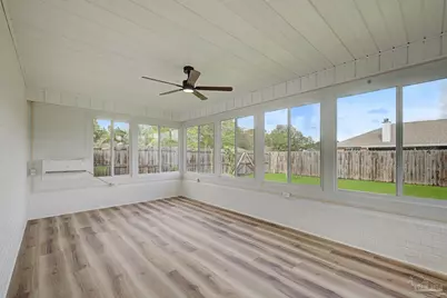 2216 Blue Lake Dr, Pensacola, FL 32506 - Photo 18