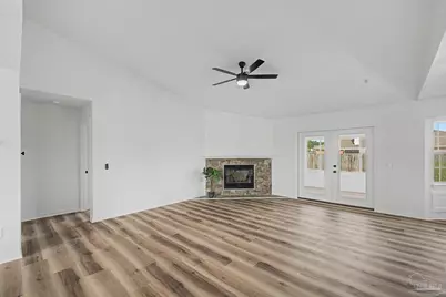 2216 Blue Lake Dr, Pensacola, FL 32506 - Photo 16