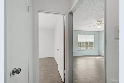 2811 Langley Ave #215, Pensacola, FL 32504 - Photo 14