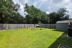 5165 Peach Dr, Pace, FL 32571 - Photo 18
