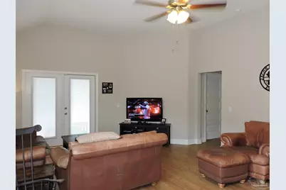5643 Vendome Ct, Milton, FL 32583 - Photo 4