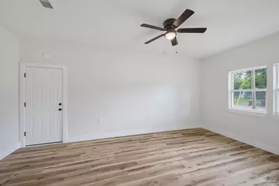 1019 Trenton Dr, Pensacola, FL 32505 - Photo 16