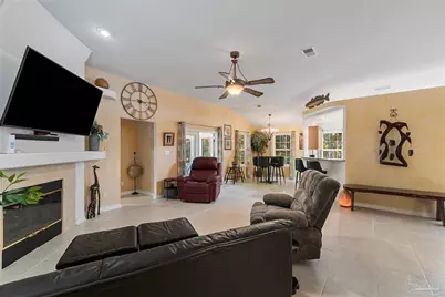 7139 Blue Jack Dr, Navarre, FL 32566 - Photo 20