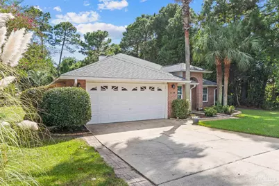 7139 Blue Jack Dr, Navarre, FL 32566 - Photo 2