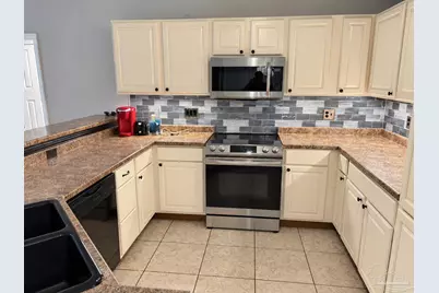 3011 N 38th Ave, Milton, FL 32570 - Photo 4