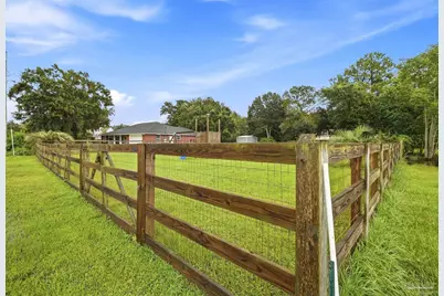 708 Mike Gibson Ln, Milton, FL 32583 - Photo 50