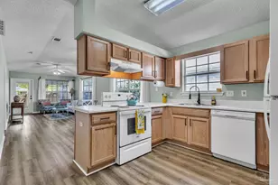 2291 Trailwood Dr, Cantonment, FL 32533 - Photo 2