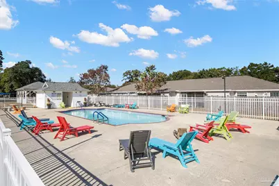 2332 Trailwood Dr, Cantonment, FL 32533 - Photo 2