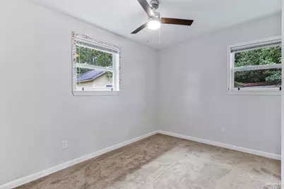 2121 Elaine Cir, Pensacola, FL 32504 - Photo 20