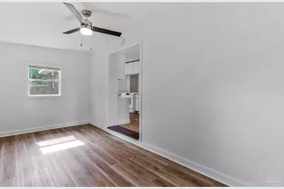 2121 Elaine Cir, Pensacola, FL 32504 - Photo 18
