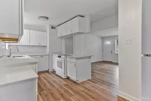 2121 Elaine Cir, Pensacola, FL 32504 - Photo 14