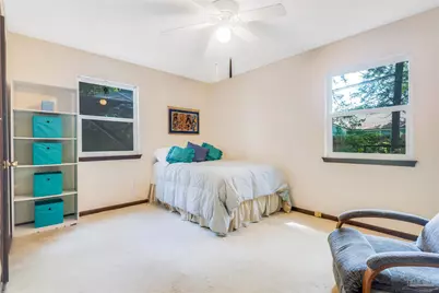 1370 Bayshore Ct, Gulf Breeze, FL 32563 - Photo 22