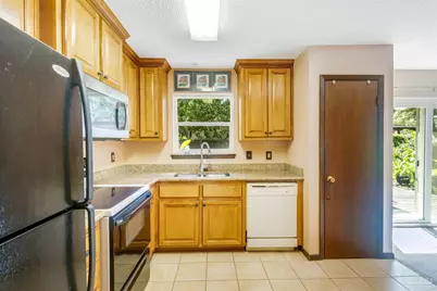 1370 Bayshore Ct, Gulf Breeze, FL 32563 - Photo 14