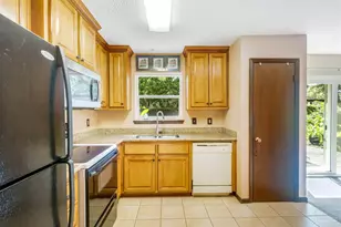 1370 Bayshore Ct, Gulf Breeze, FL 32563 - Photo 14