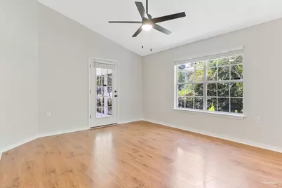 1344 Sunrunner Rd, Pensacola, FL 32504 - Photo 4