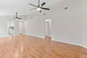 1344 Sunrunner Rd, Pensacola, FL 32504 - Photo 10