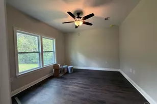 3296 Bonfire Dr, Milton, FL 32583 - Photo 10