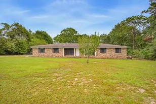 5560 Twin Creek Cir, Pace, FL 32571 - Photo 1