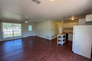 279 Airport Blvd, Pensacola, FL 32503 - Photo 2