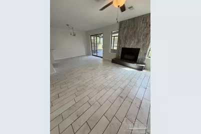 6284 Kirsten Dr, Pensacola, FL 32504 - Photo 10