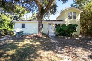 5 N Edgewood Circle, Pensacola, FL 32506 - Photo 1
