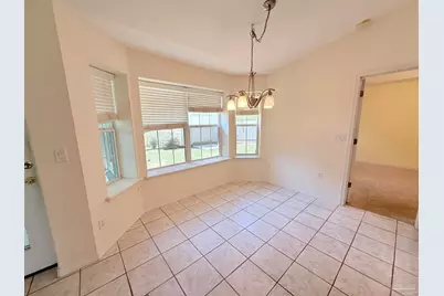 6913 Calle De Bandoledo, Navarre, FL 32566 - Photo 6