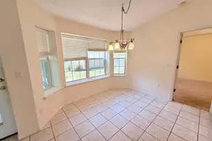 6913 Calle De Bandoledo, Navarre, FL 32566 - Photo 6