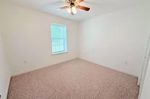 6913 Calle De Bandoledo, Navarre, FL 32566 - Photo 10