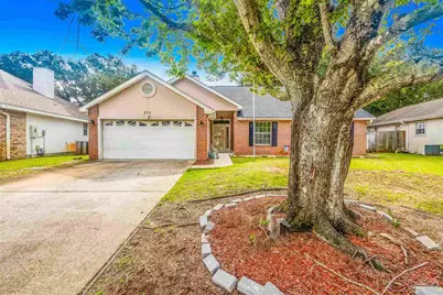873 Brande Ct, Shalimar, FL 32579 - Photo 2