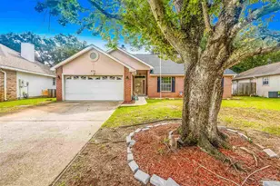 873 Brande Ct, Shalimar, FL 32579 - Photo 2