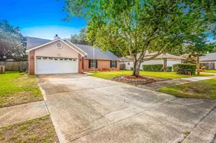 873 Brande Ct, Shalimar, FL 32579 - Photo 1
